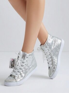 Gotta Flurt.  Girls high top‎ glitter Lace-up sneakers size size 2